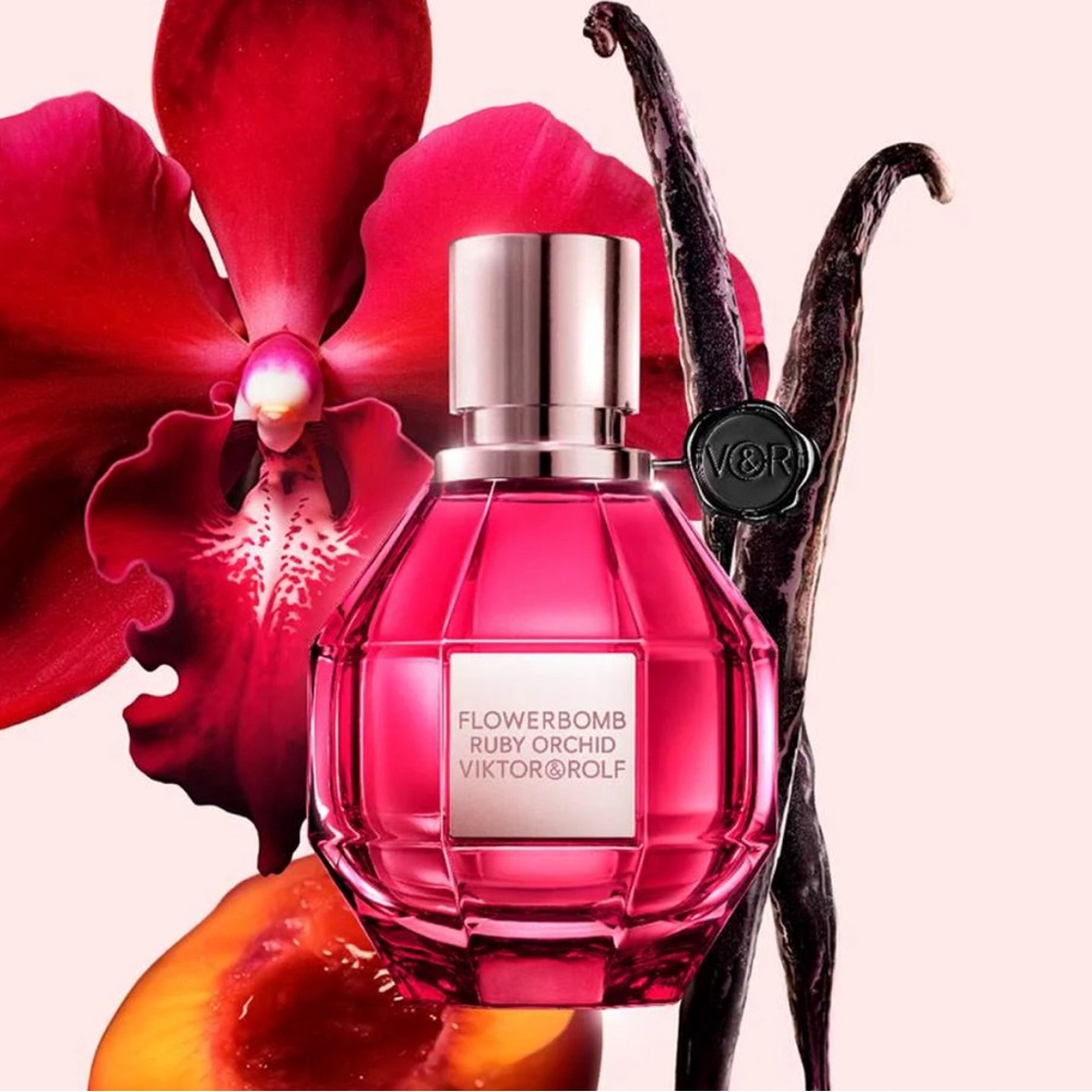 Viktor&Rolf
Flowerbomb Ruby Orchid Eau de Parfum - Picture 2 of 2